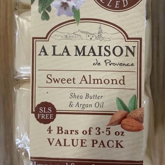 A La Maison Sweet Almond Bar Soap 3.5 oz. | 4 Bars - Picture 4 of 4